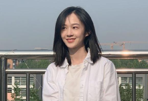 你在我的右手边王元鹅的扮演者,阚昕的个人资料 你在我的右手边王元鹅的扮演者,阚昕的个人资料