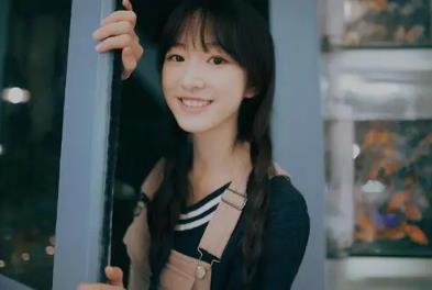 杨肸子怎么读,杨肸子演过的电视剧有哪些