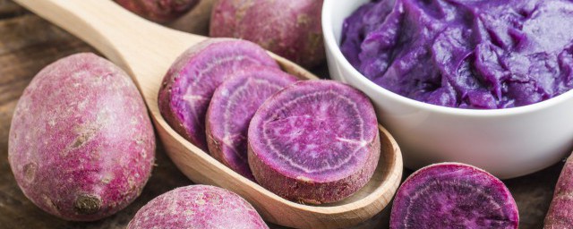 怎样紫薯煮的水不变色(紫薯用什么水煮不变色)