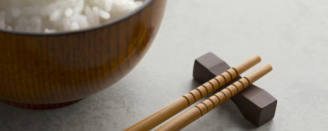 不用的旧筷子怎么处理好(用旧的筷子怎么处理呢?)