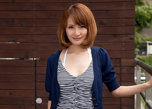 日本女明星立花美凉性感剧照，立花美凉的个人资料演艺经历