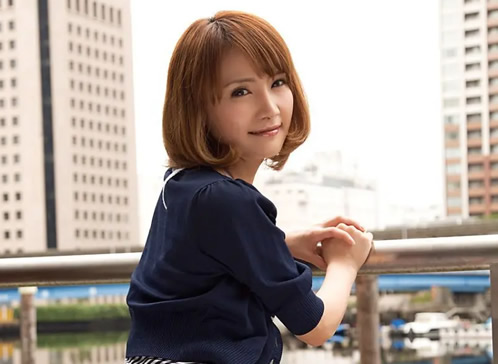 日本女明星立花美凉性感剧照，立花美凉的个人资料演艺经历