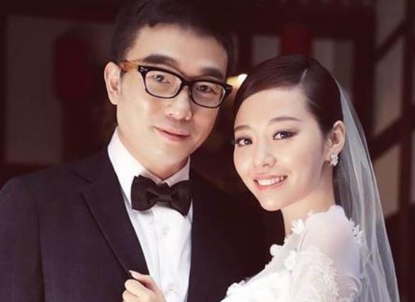 冯轲和张靓颖怎么在一起的?在一起了多久为什么离婚 冯轲和张靓颖怎么在一起的?在一起了多久为什么离婚