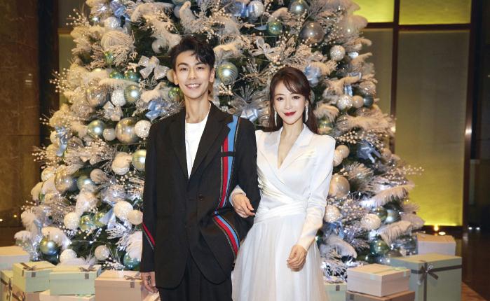 陈紫函结了几次婚 老公戴向宇个人资料简介起底 陈紫函结了几次婚 老公戴向宇个人资料简介起底