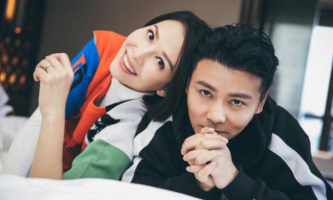 蔡少芬比张晋大多少岁蔡少芬和张晋的爱情故事