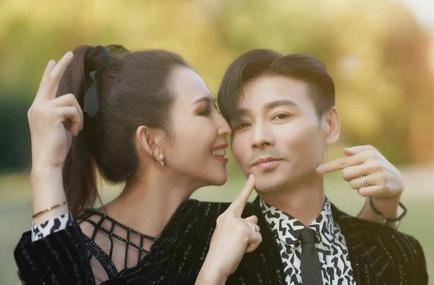 蔡少芬比张晋大多少岁蔡少芬和张晋的爱情故事